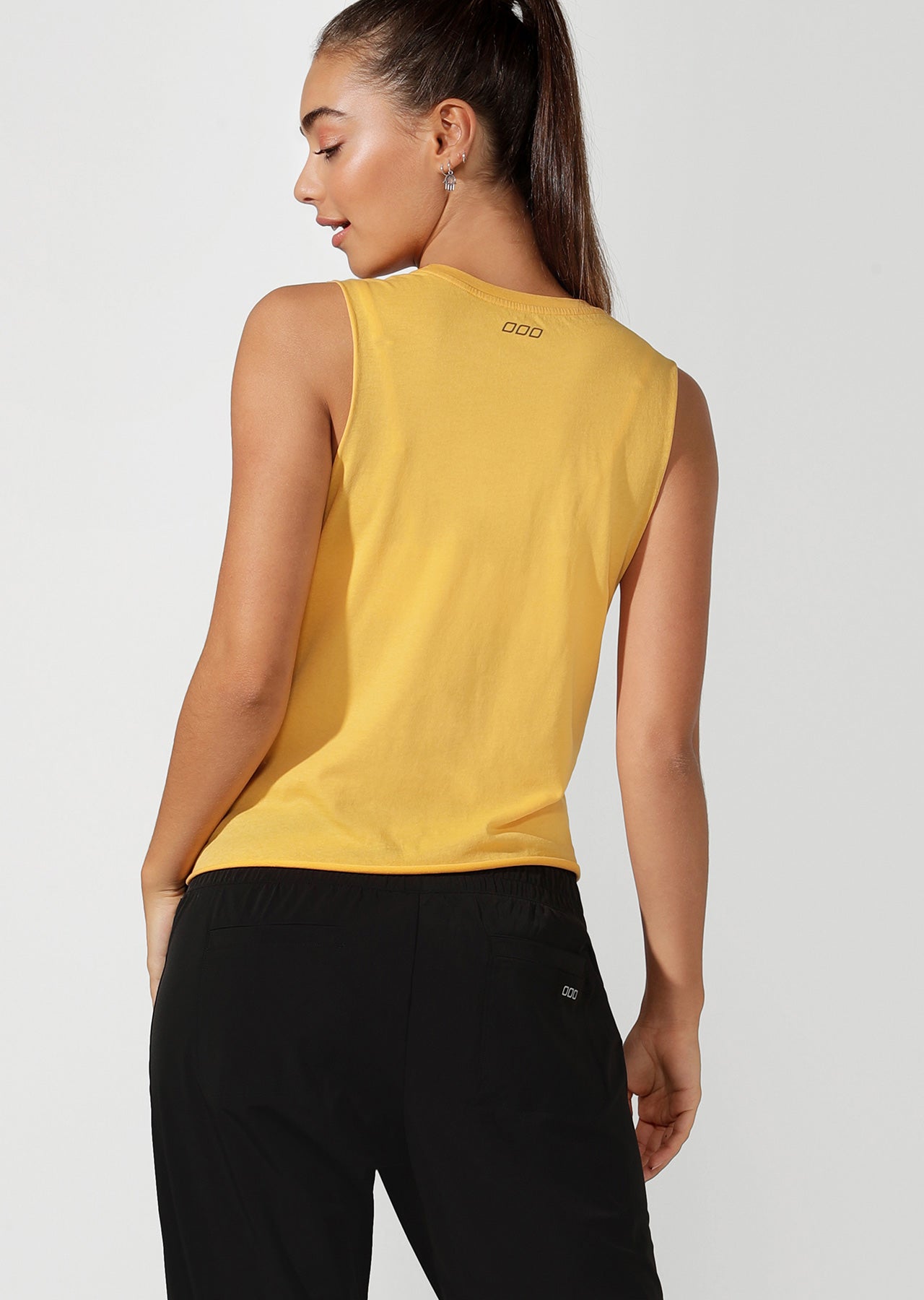 Lorna Jane LJ Gym Club Cropped Tank - Sunshine