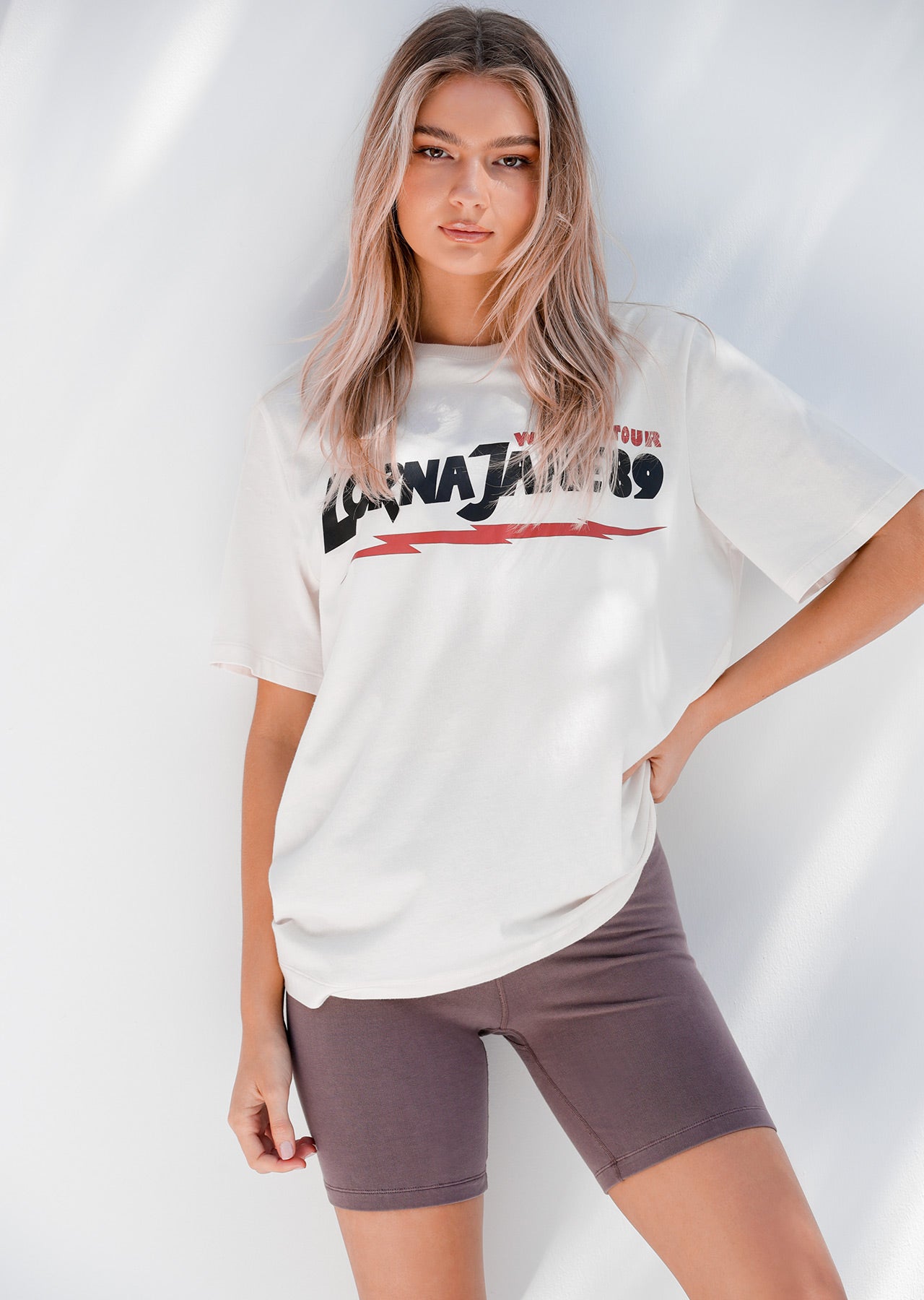 Lorna Jane LJ World Tour Oversized Tee - Cream