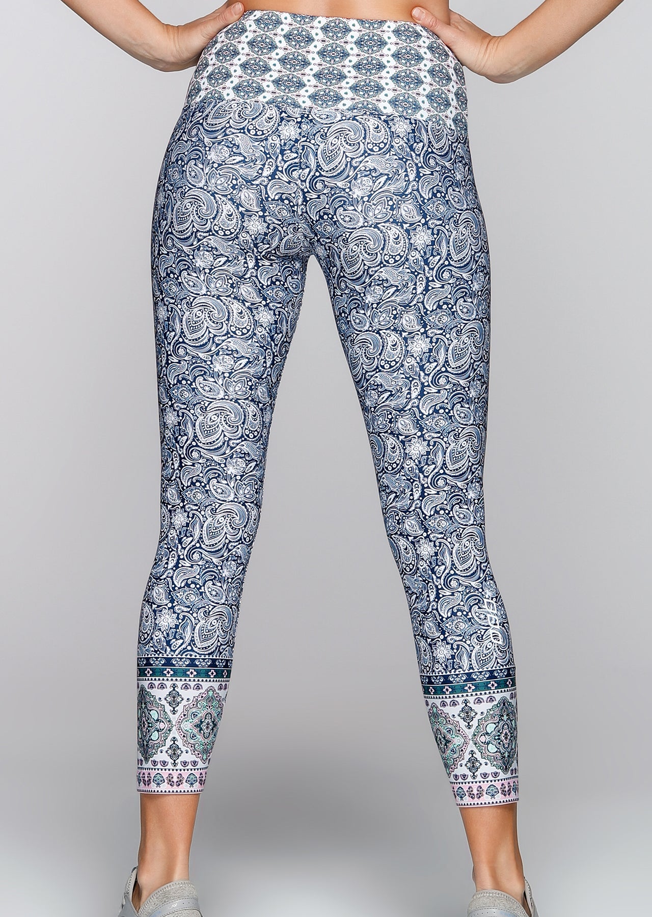 Lorna Jane Lotus Core Ankle Biter Tight - Lotus Print