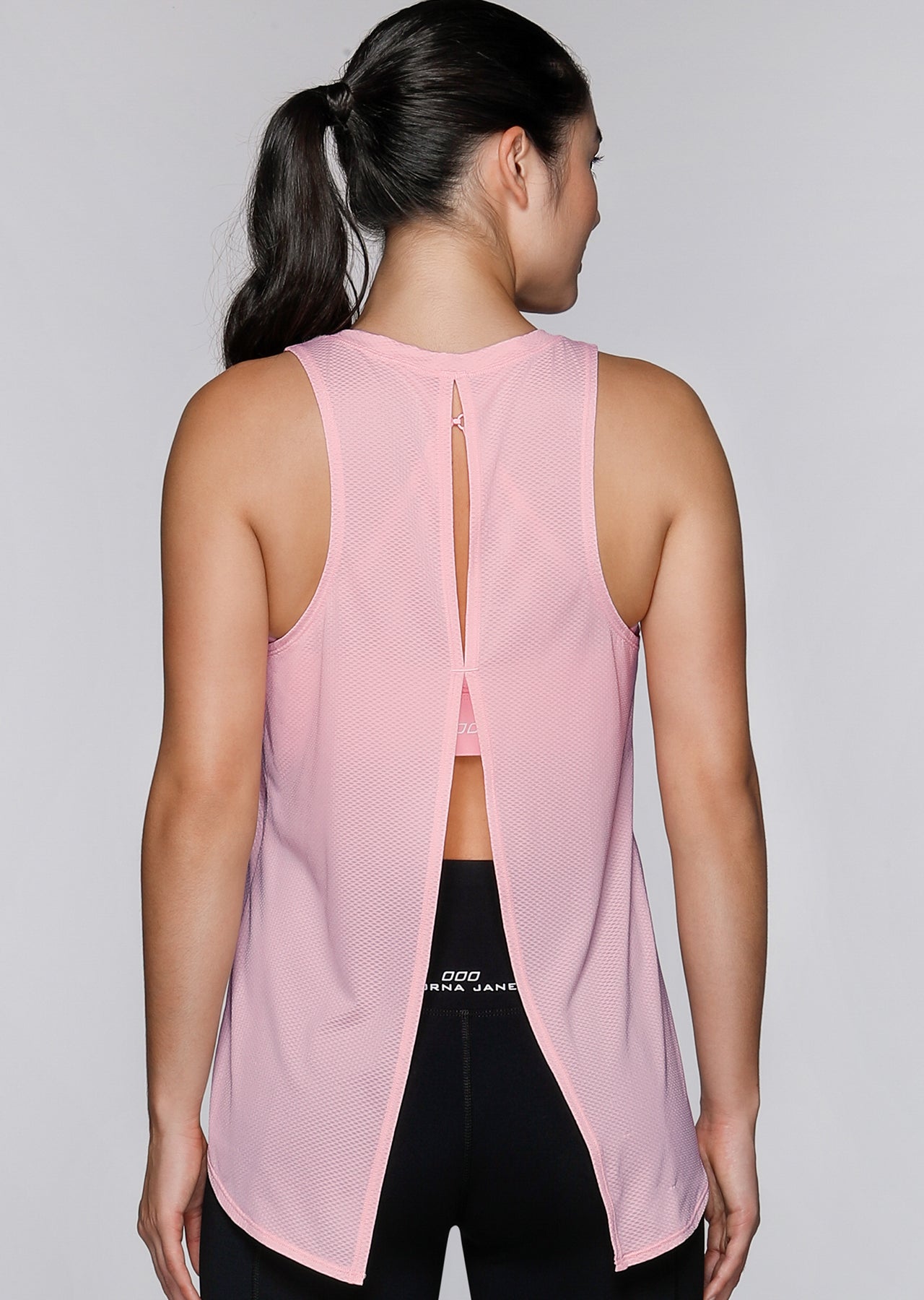 Lorna Jane Luxe Active Tank - Whisper Pink