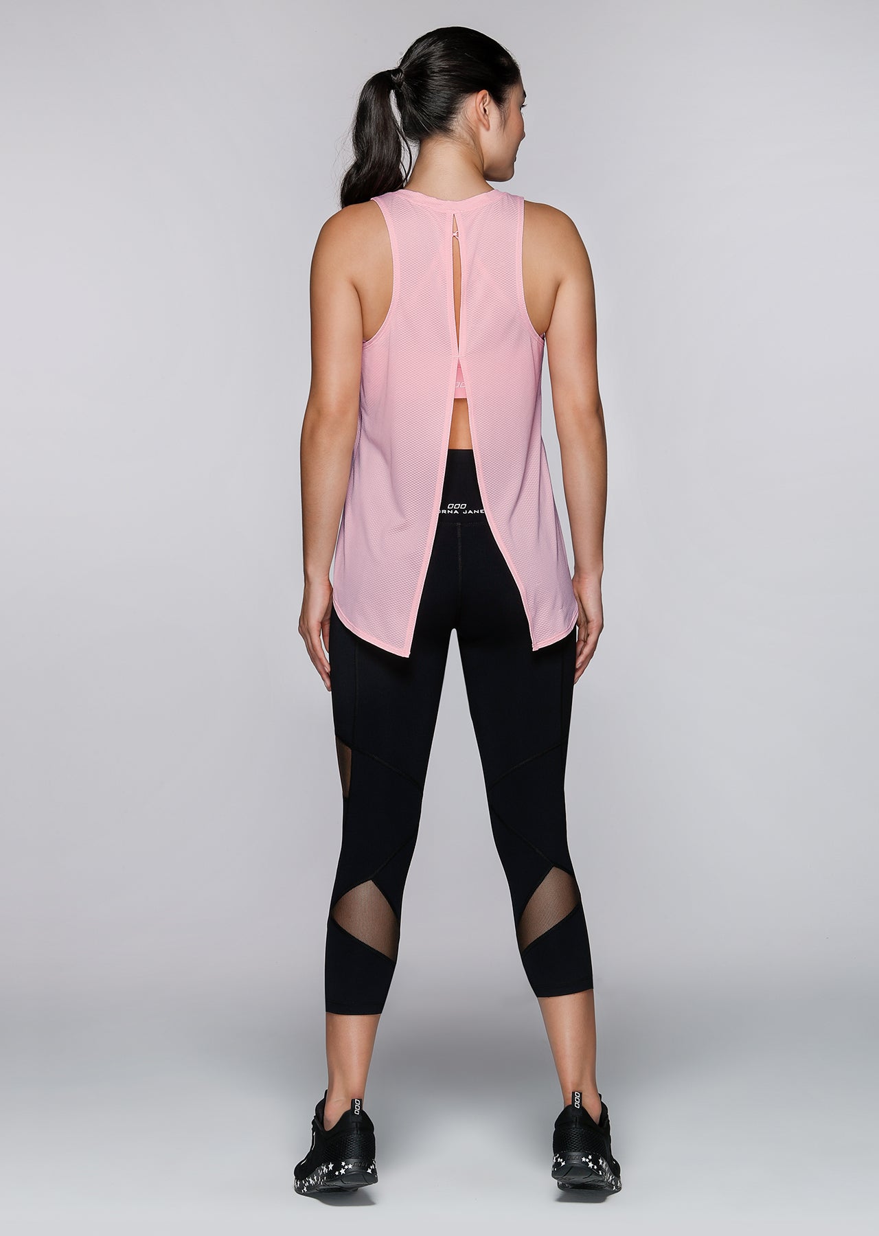 Lorna Jane Luxe Active Tank - Whisper Pink
