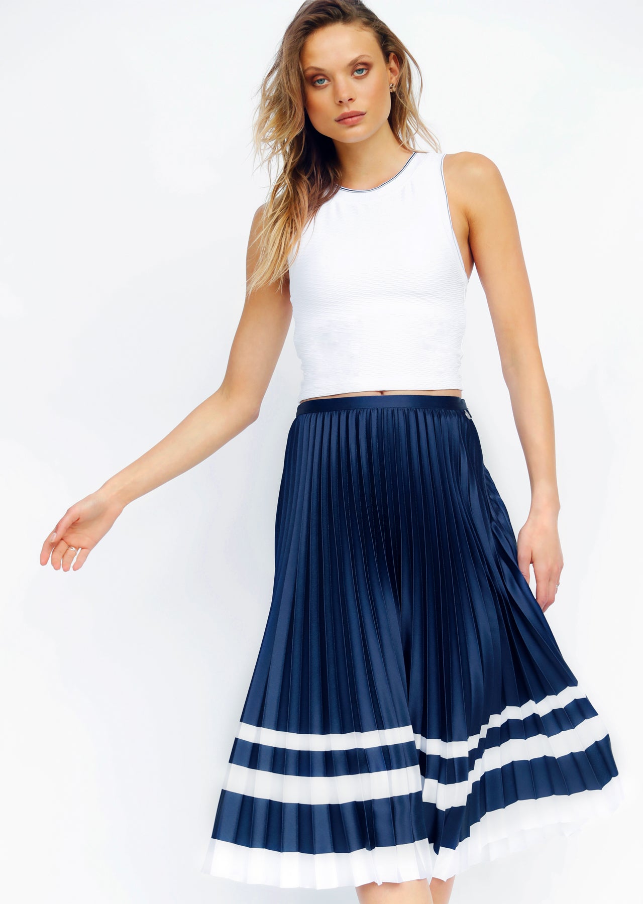 Lorna Jane Luxe Yasmin Pleated Skirt - Ink/White