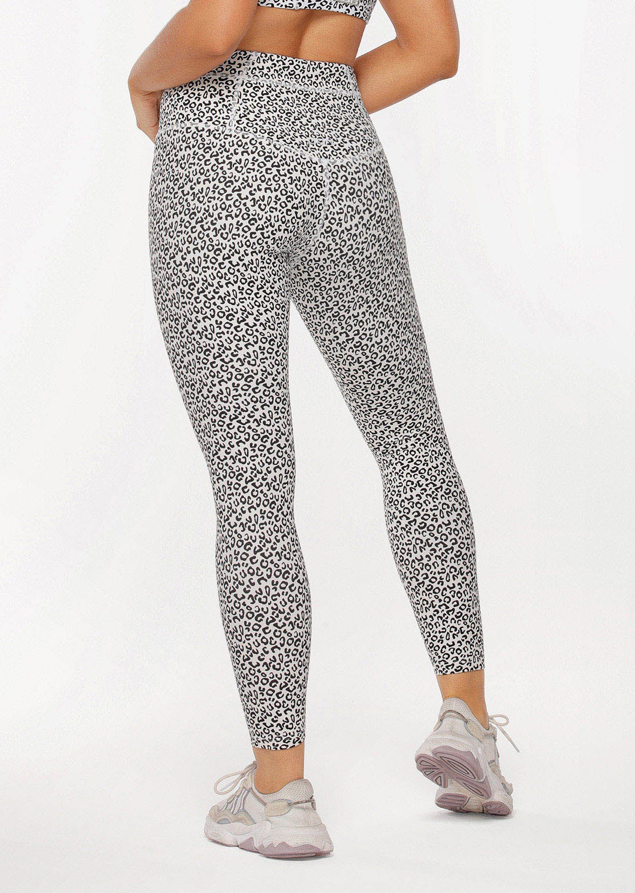 Lorna Jane Micro Leopard Core Stability Ankle Biter Leggings - Micro Leopard Print