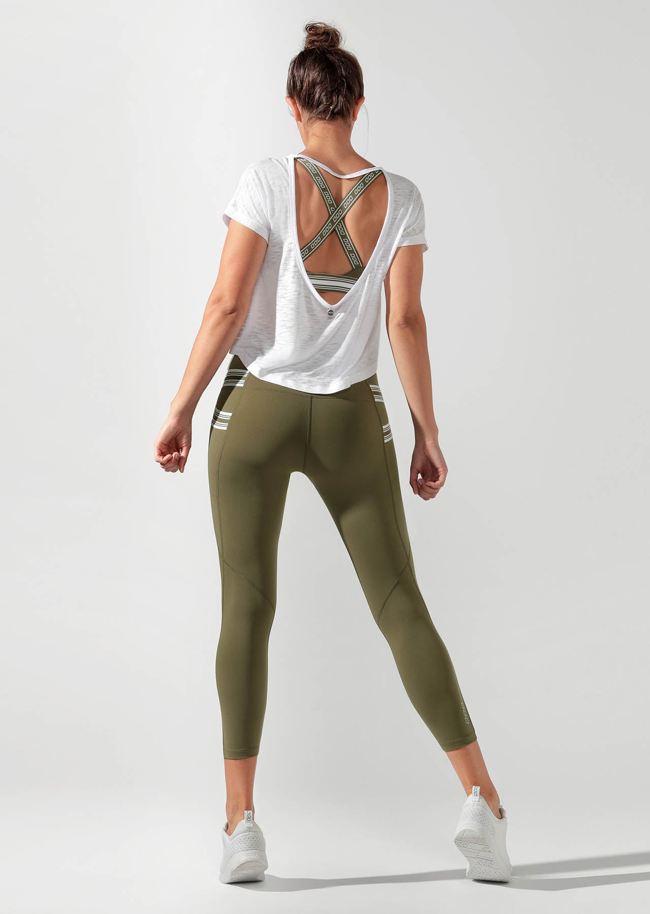 Lorna Jane Mist Cropped Short Sleeve Top - White