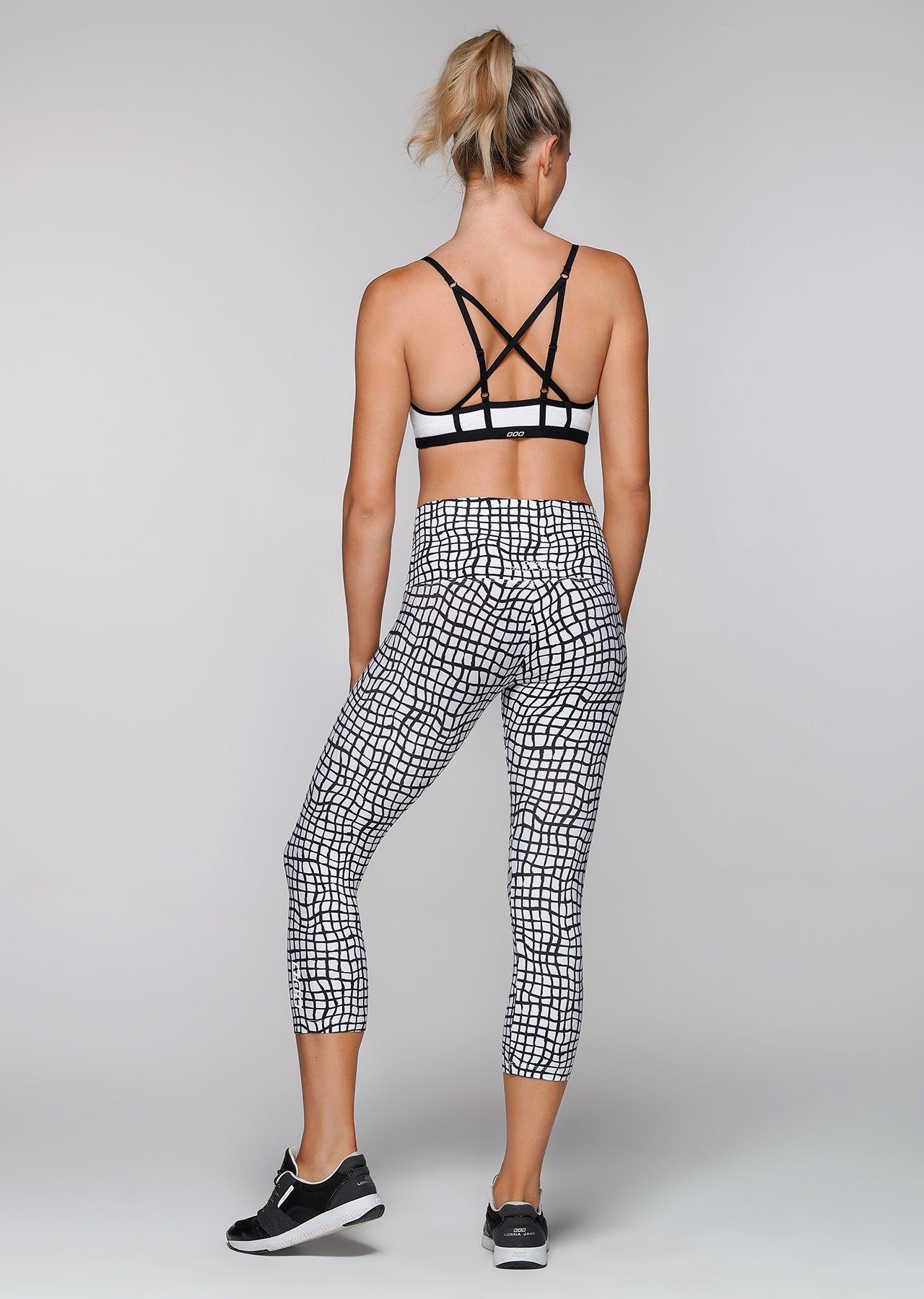 Lorna Jane Mix Match Sports Bra - White/Black