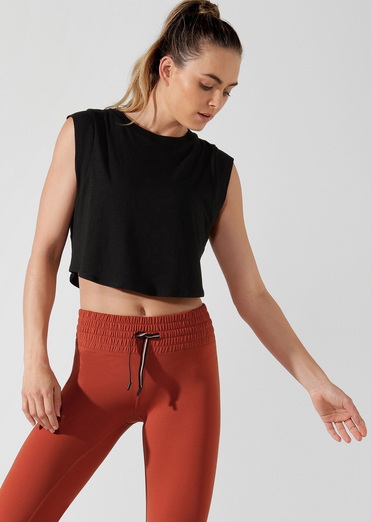 Lorna Jane Move Easy Cropped Tank - Black