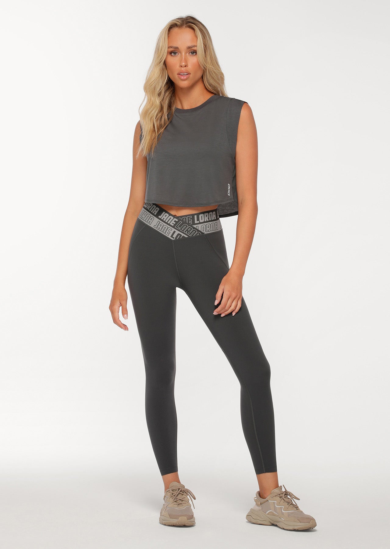 Lorna Jane Move Easy Cropped Tank - Titanium