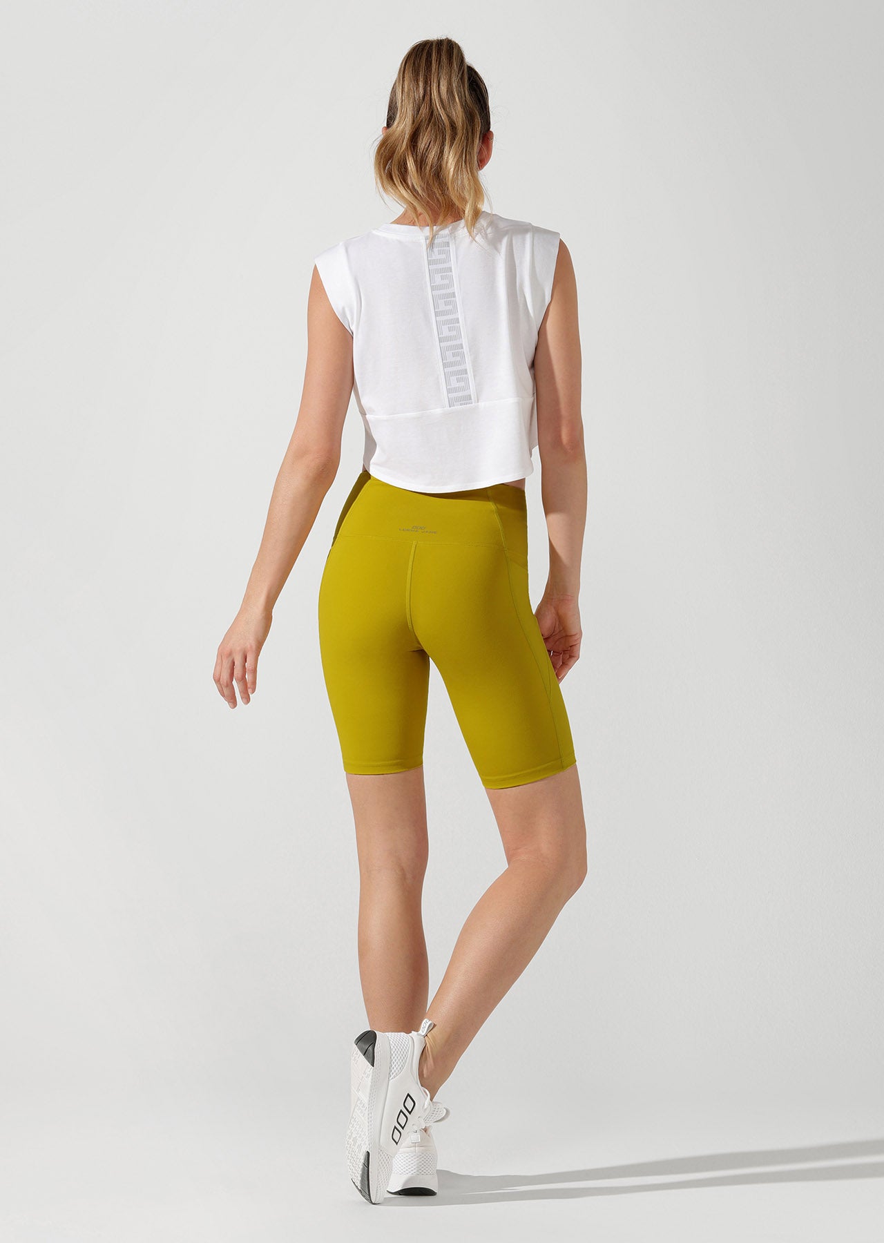 Lorna Jane Move Easy Cropped Tank - White