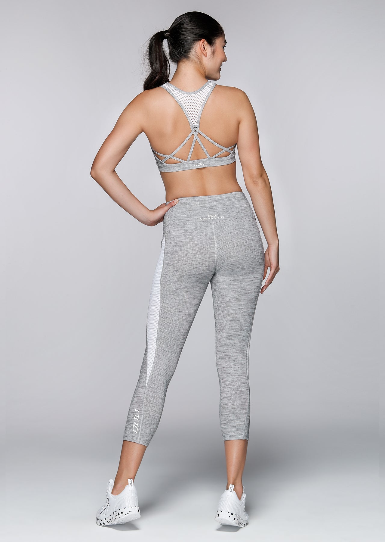 Lorna Jane Move Freely Sports Bra - Grey Marl Stripe