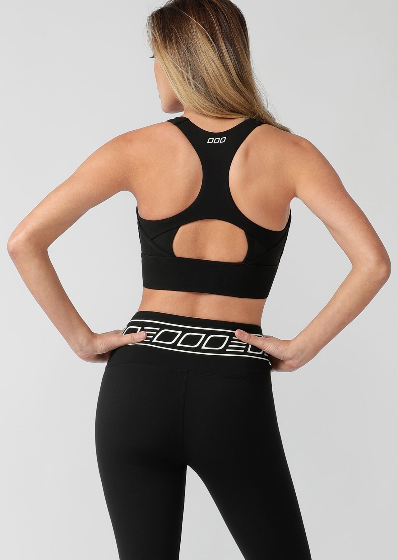 Lorna Jane Byron Zip Front Sports Bra - Black