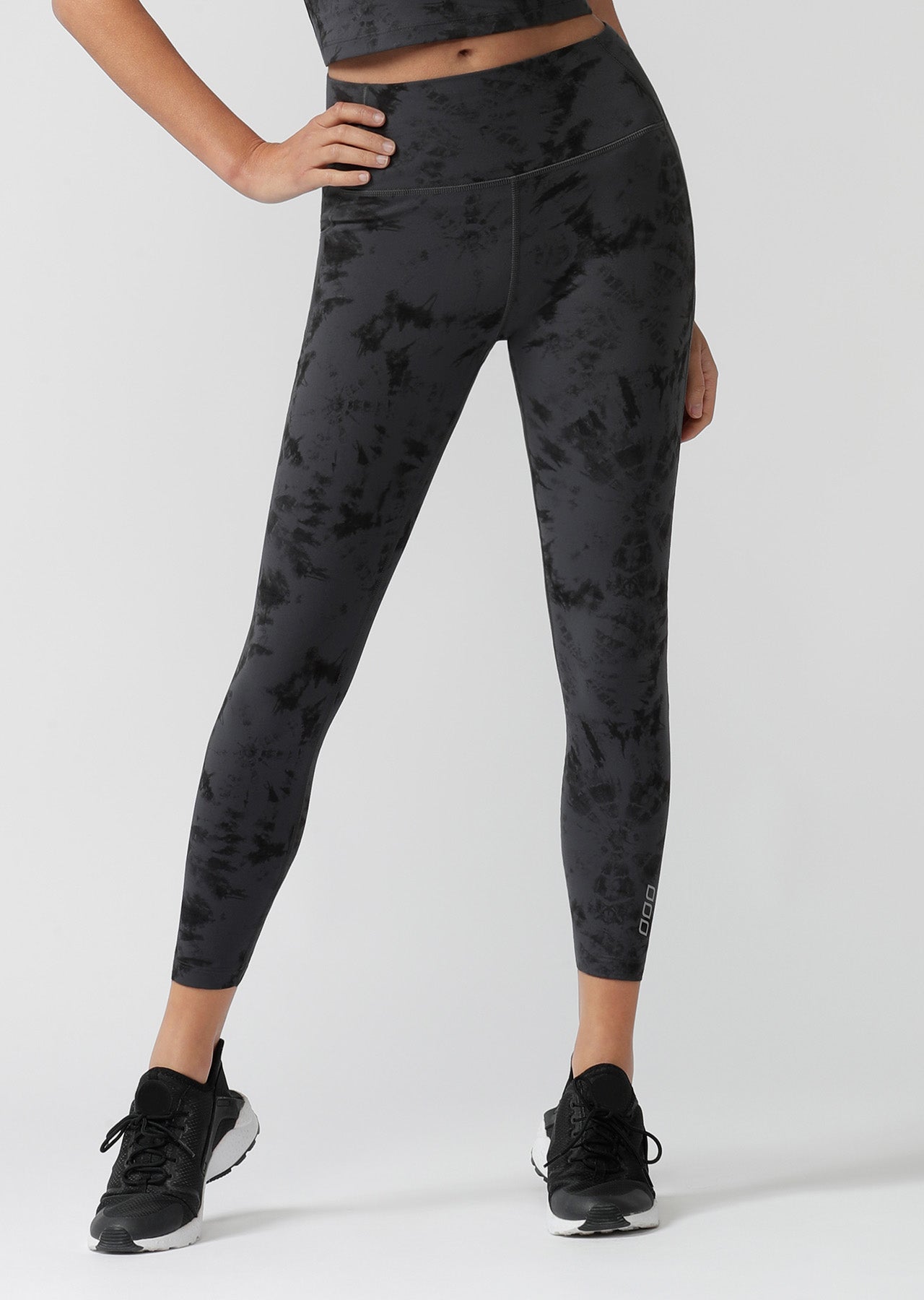 Lorna Jane No Dig Sculpting Ankle Biter Leggings - Titanium Wash Print