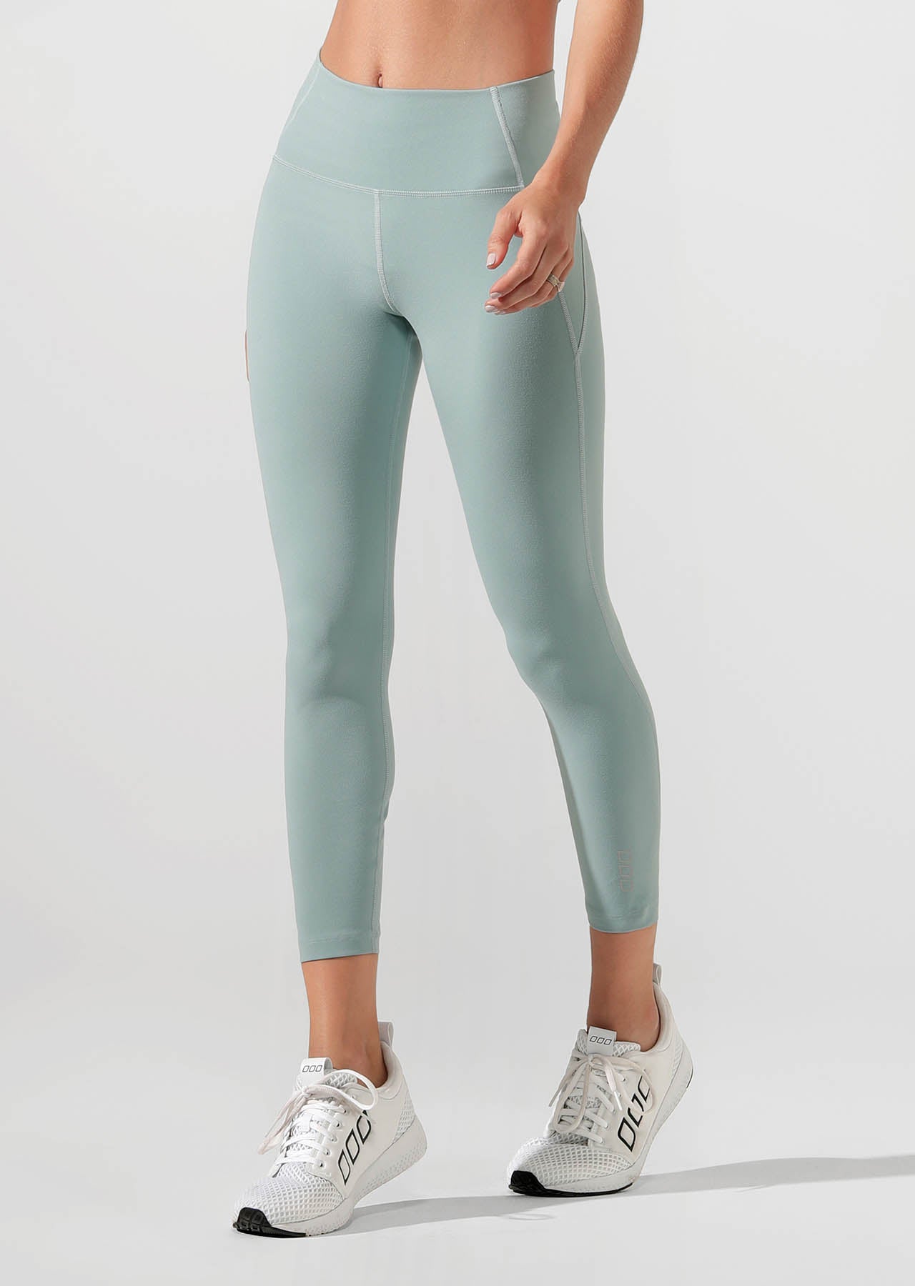 Lorna Jane No Dig Sculpting Ankle Biter Tight - Succulent