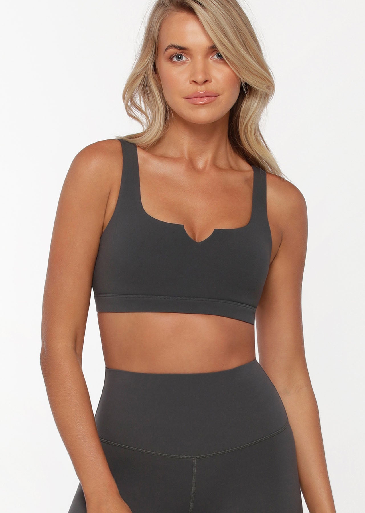 Lorna Jane Notch Front Sports Bra - Titanium