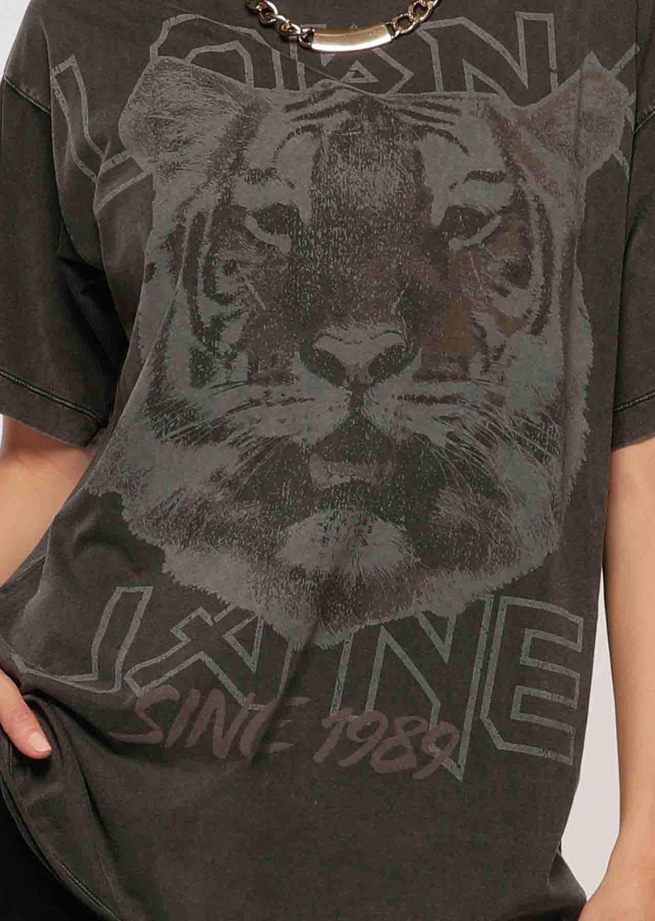 Lorna Jane Old School Boyfriend Tee - Washed Black