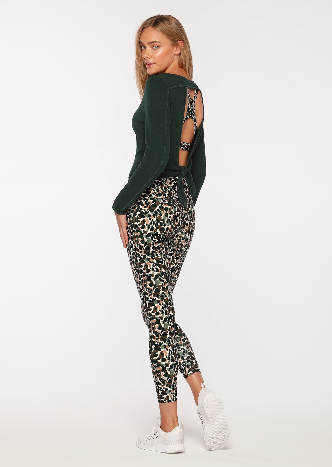 Lorna Jane Open Back Cropped L/Slv Top - Dark Green