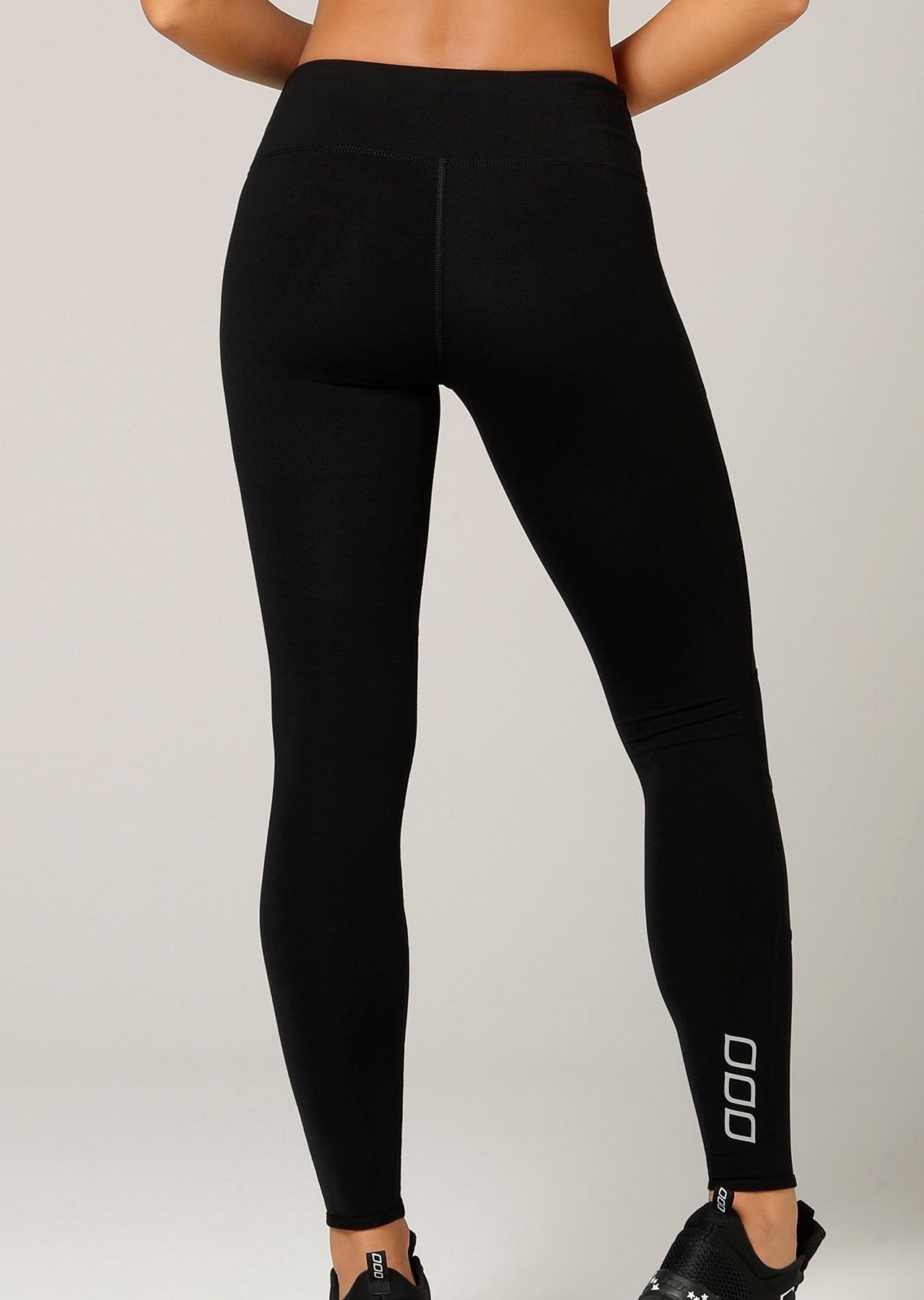 Lorna Jane Opposites Core F/L T - Black