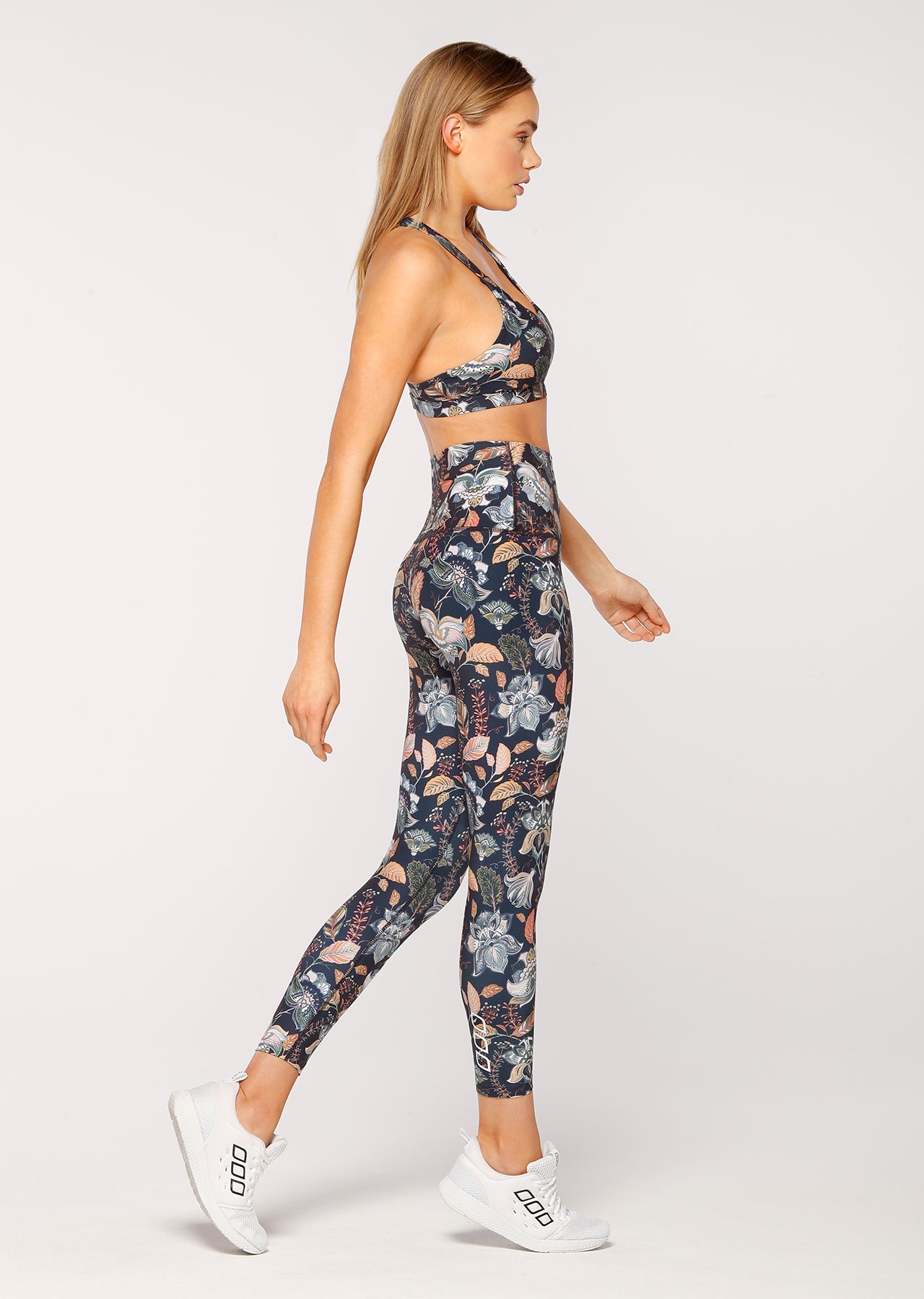 Lorna Jane Oracle Sports Bra - Oracle Print