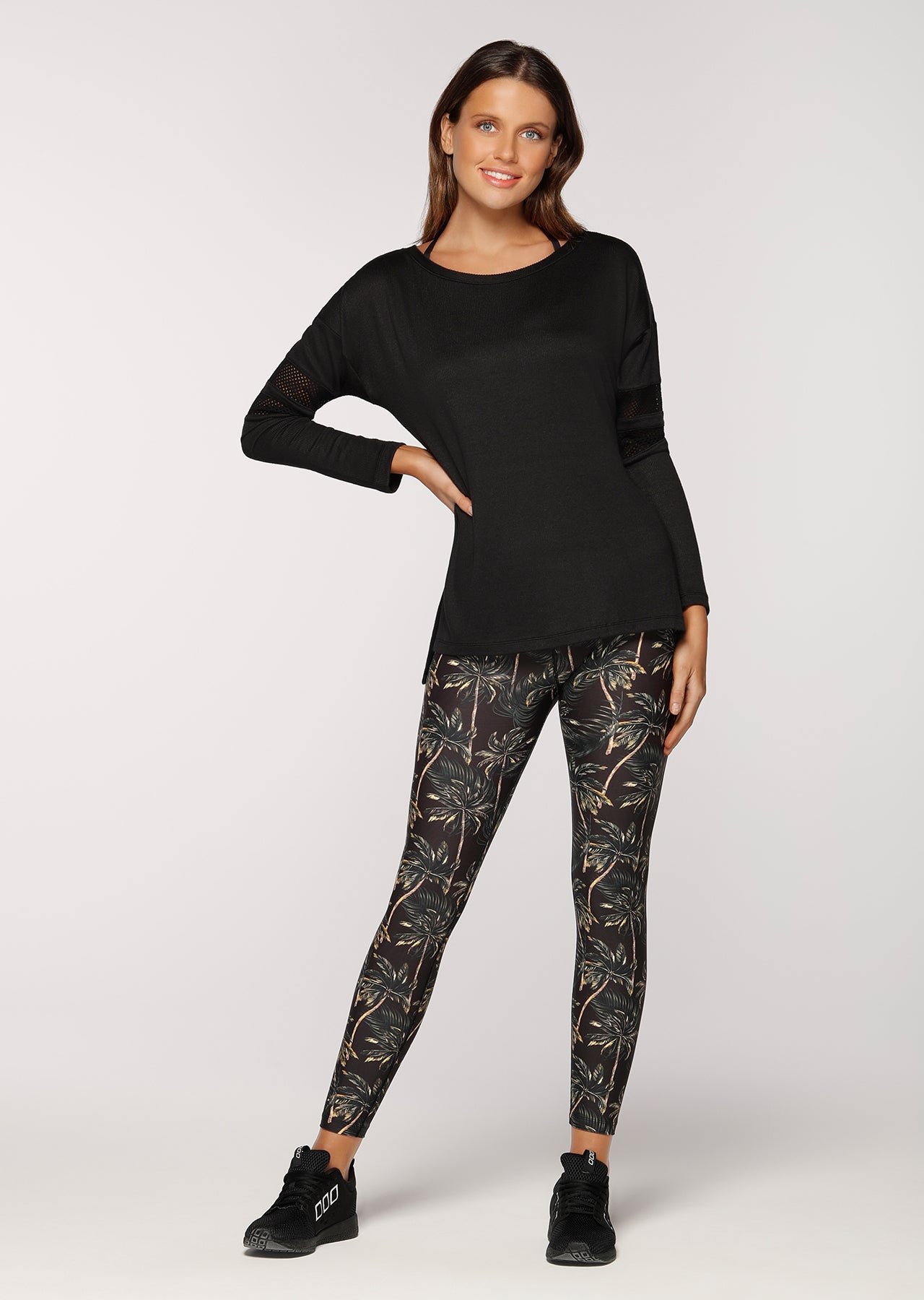 Lorna Jane Peaceful L/Slv Top - Black