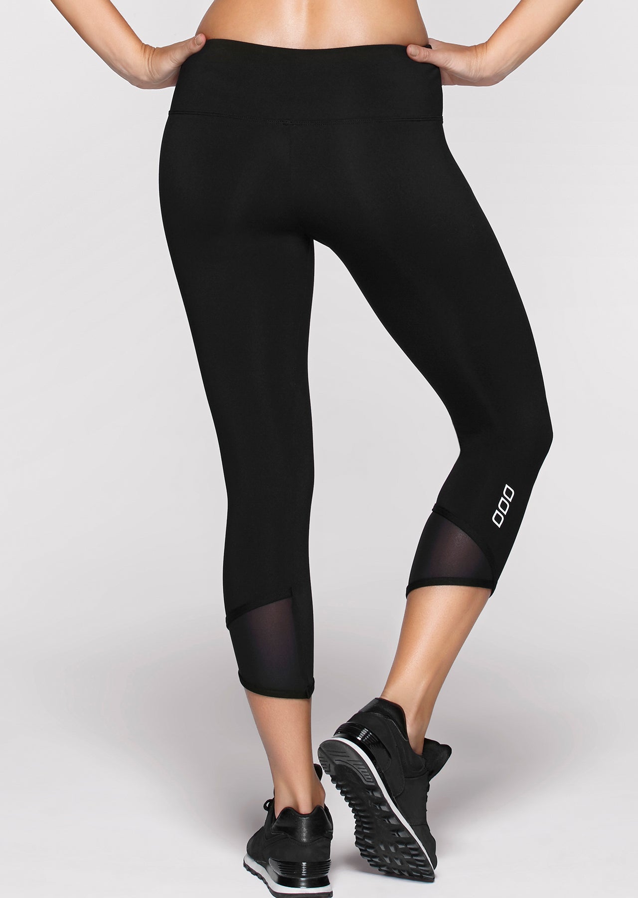 Lorna Jane Phoenix Bra - Kim Red