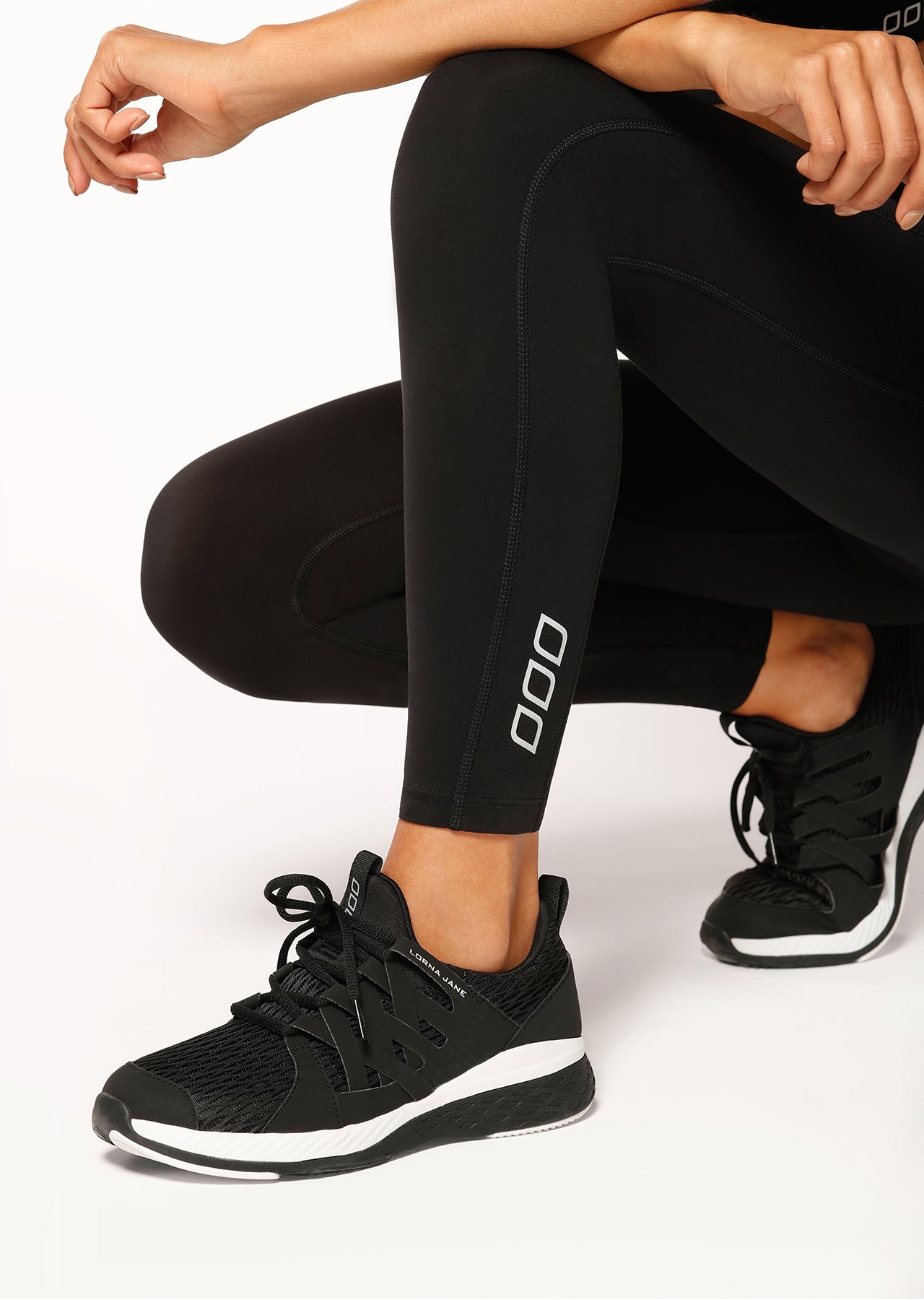 Lorna Jane Precision Run Shoes - Black