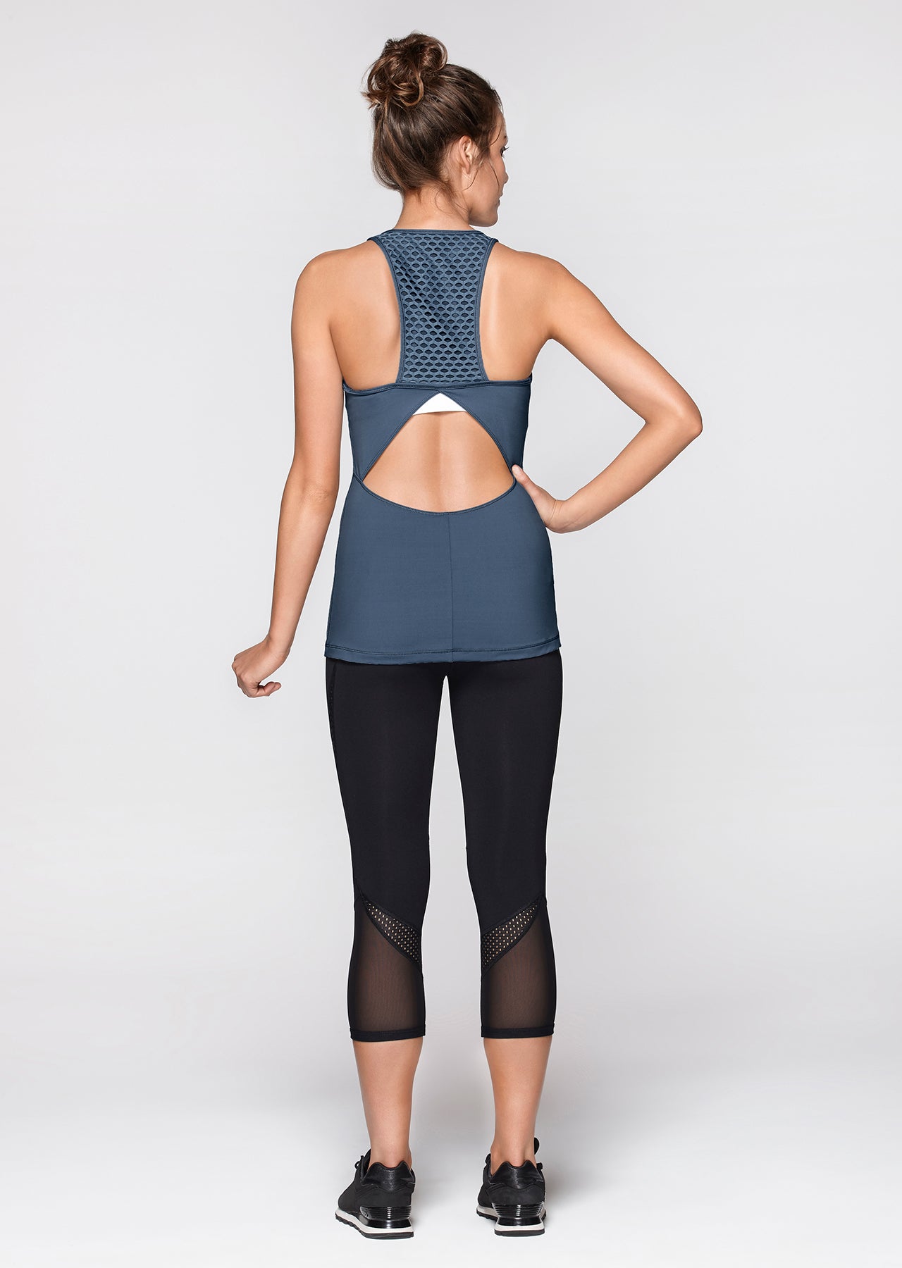 Lorna Jane Rachel Excel Tank - Powder Grey