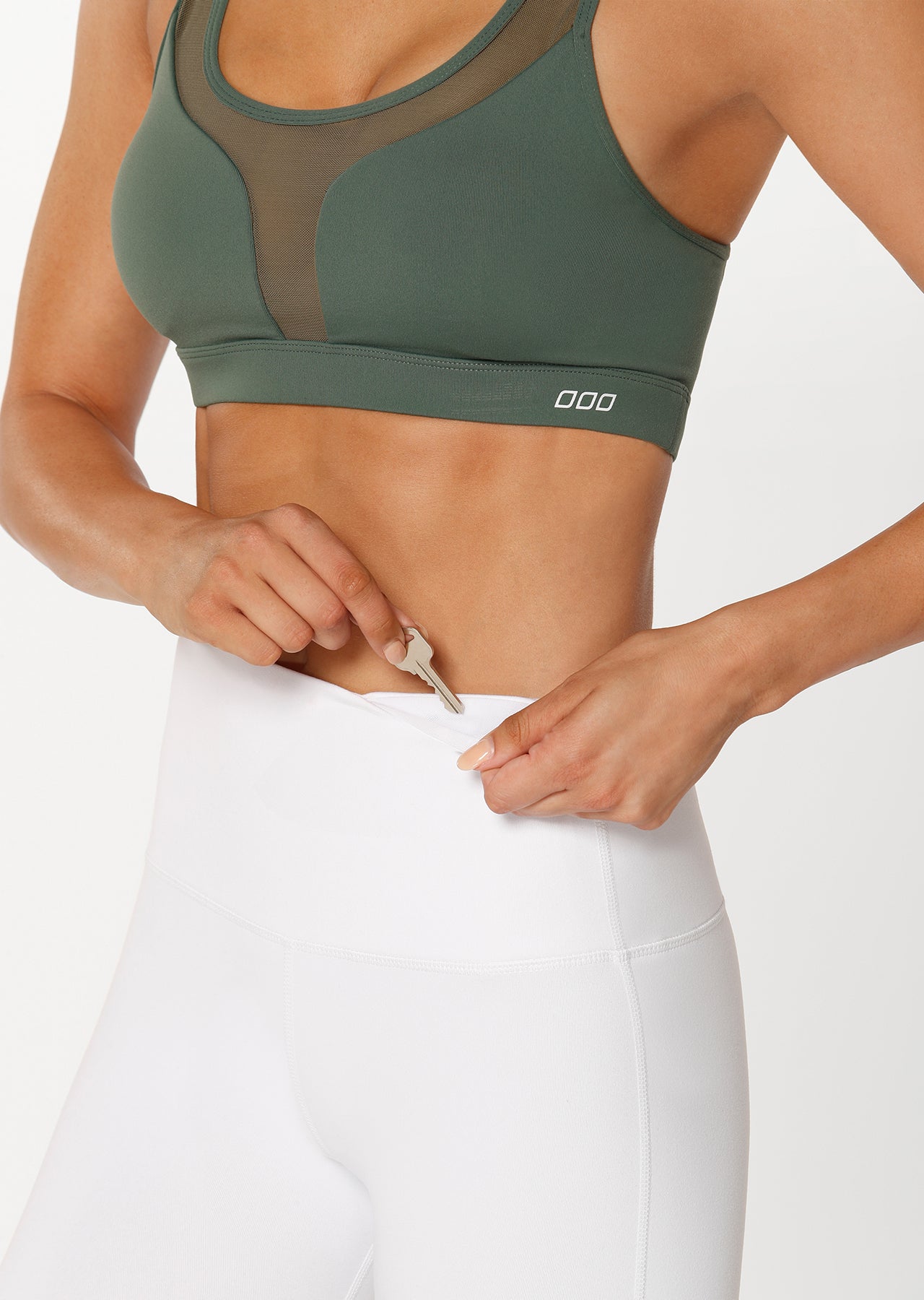 Lorna Jane Rhythm Booty Ankle Biter Tight - White