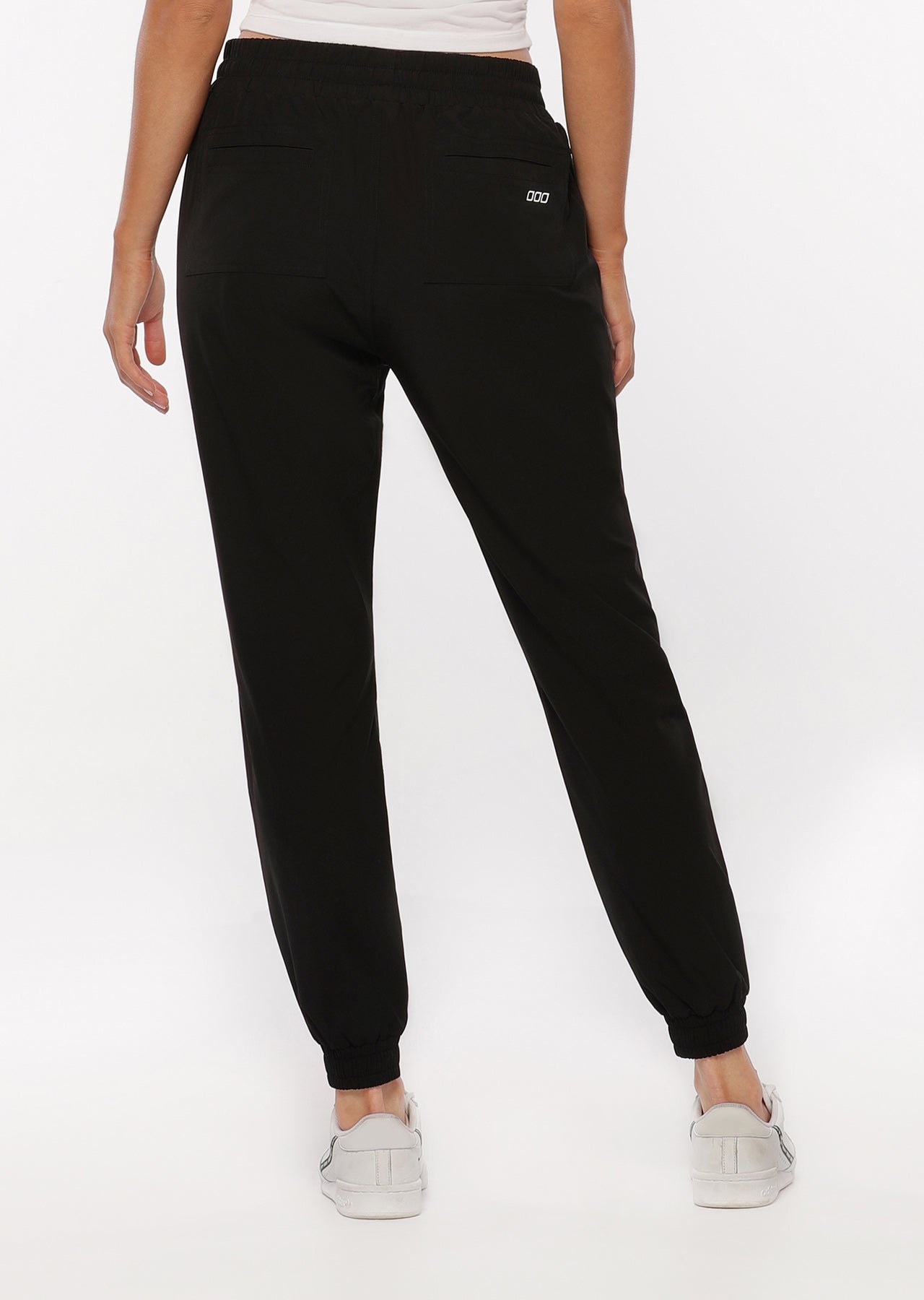 Lorna Jane Slim Fit Active Pants - Black