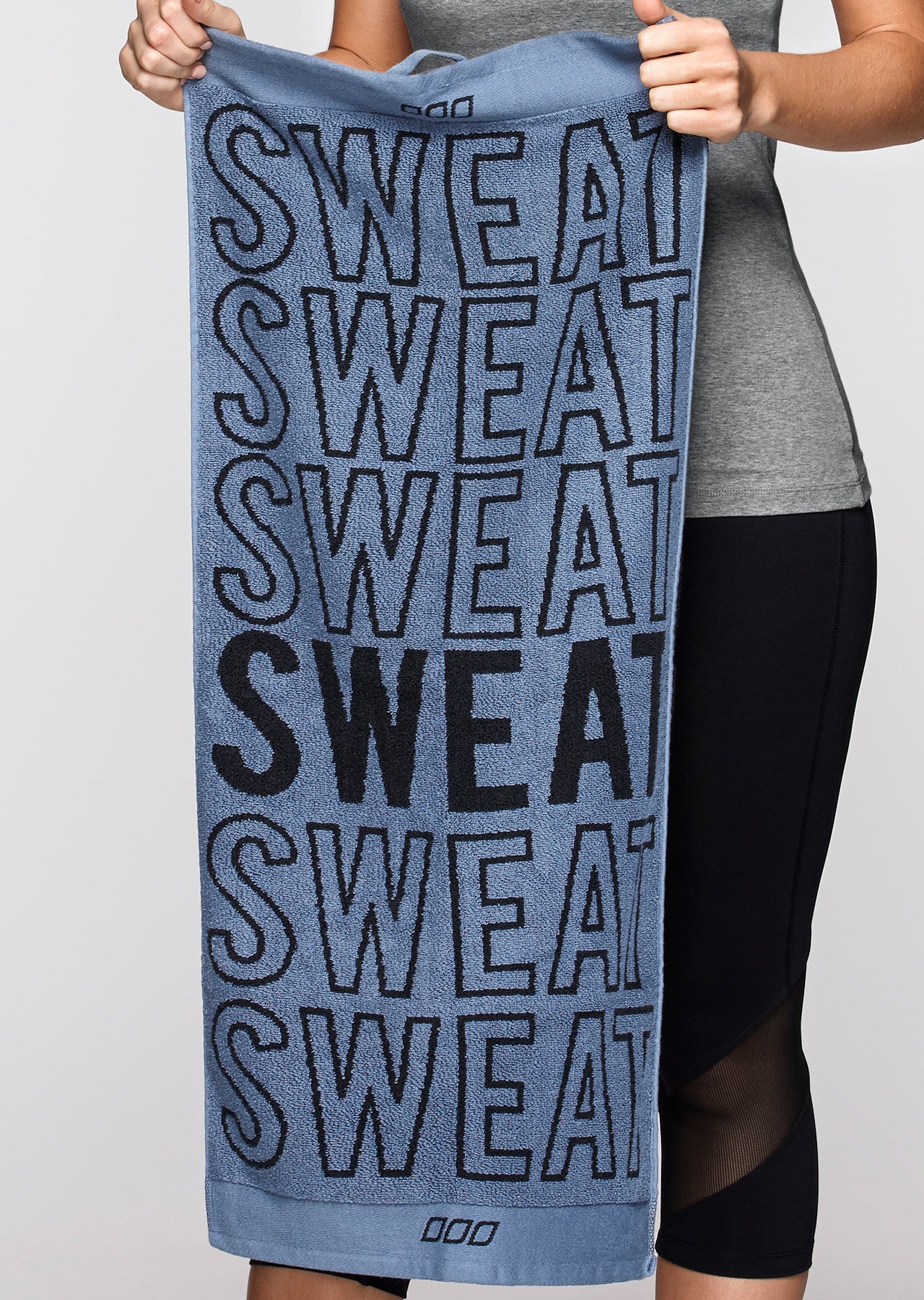 Lorna Jane Smash It Sweat Towel - Powder Grey/Black