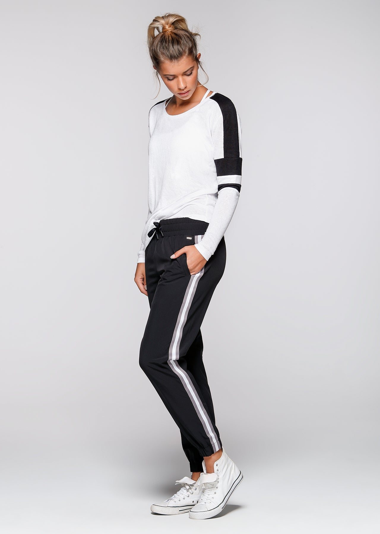 Lorna Jane Soraya L/Slv Tee - White