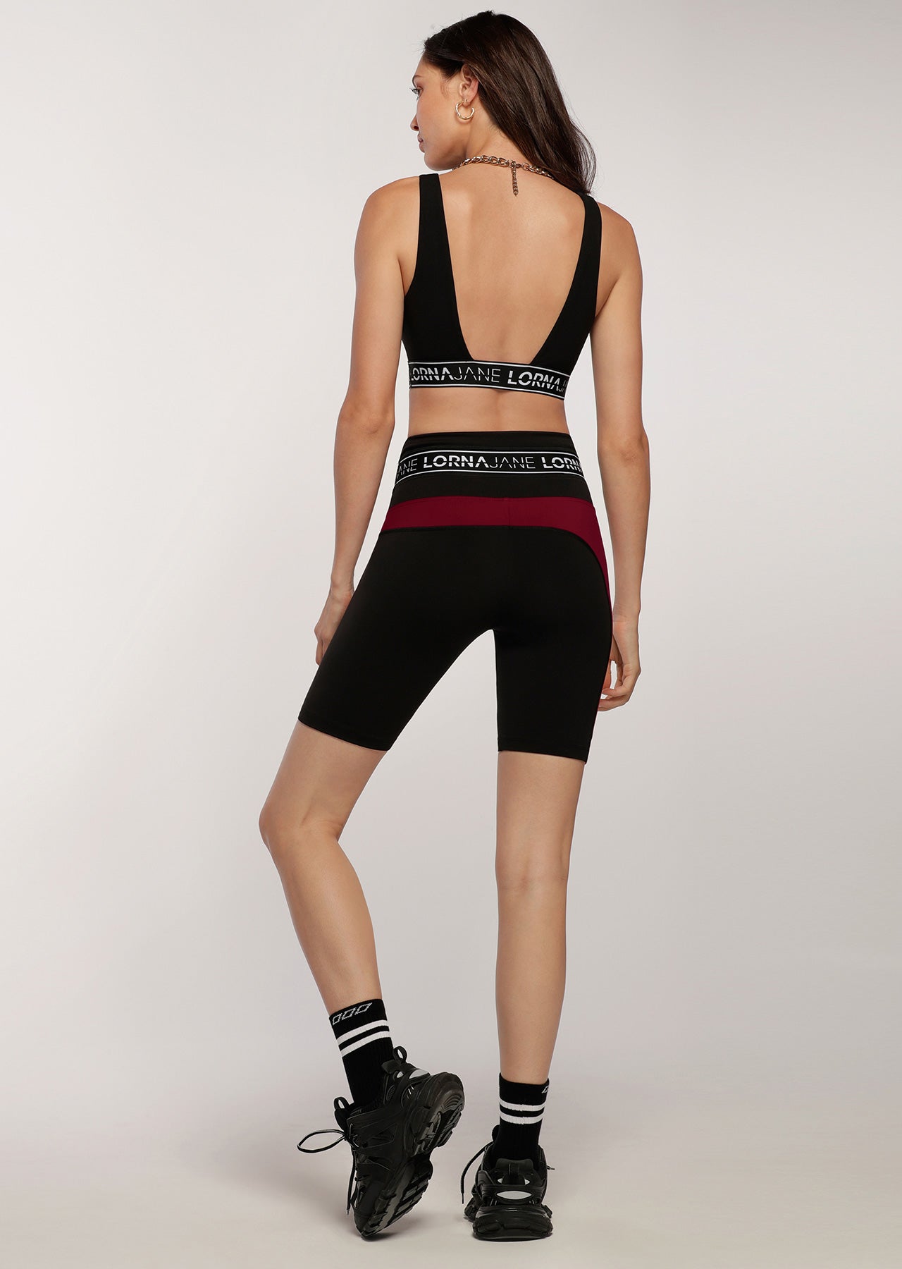 Lorna Jane Square Neck Sports Bra - Black