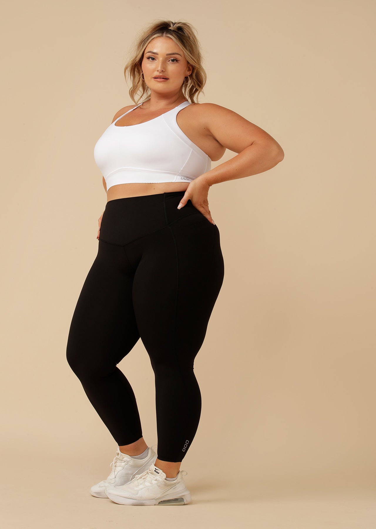 Lorna Jane The Perfect Sports Bra - White