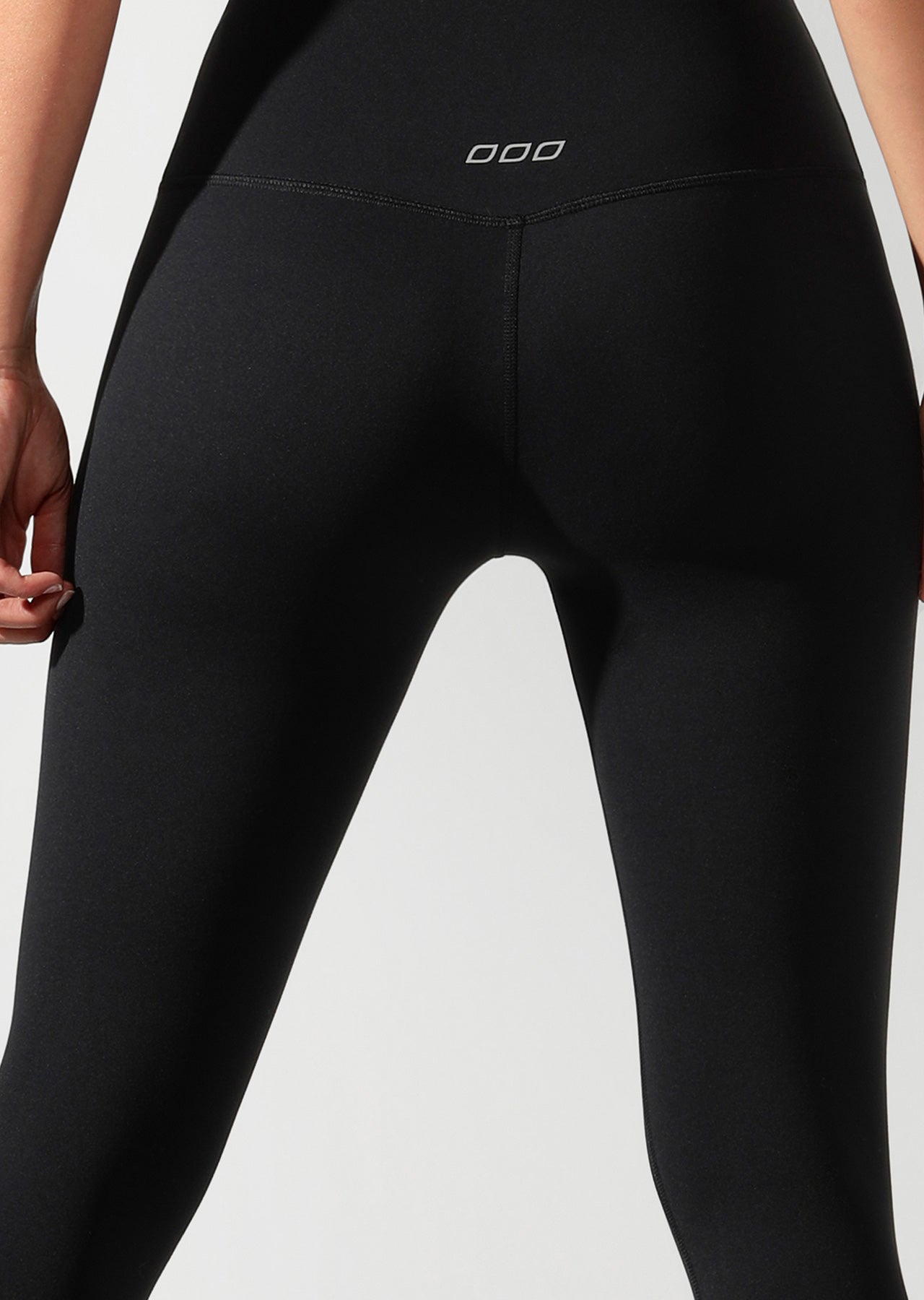 Lorna Jane Ultimate Yoga 7/8 Tight - Black