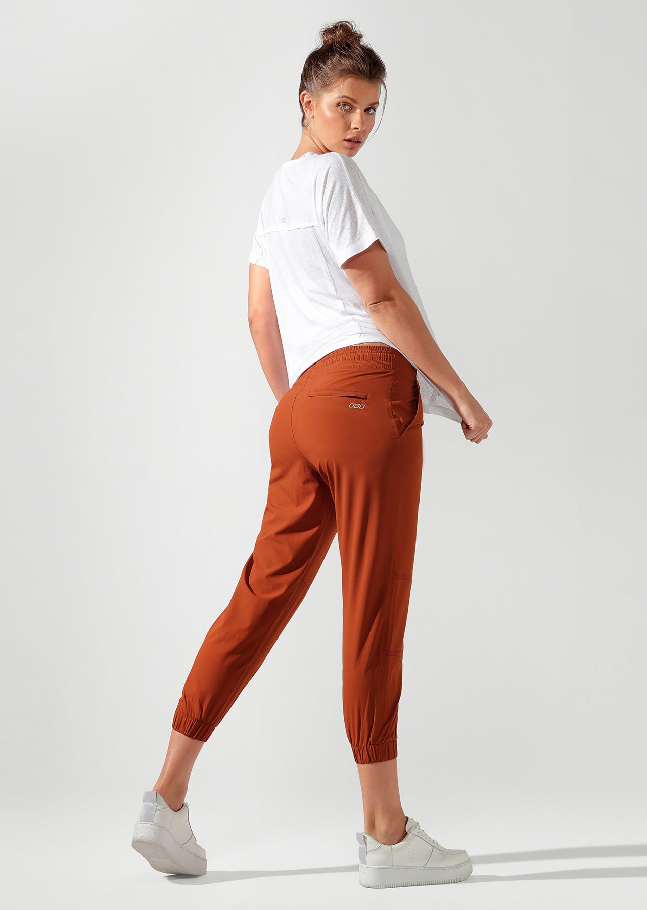 Lorna Jane Ultra Lite Active Pants - Dark Rust