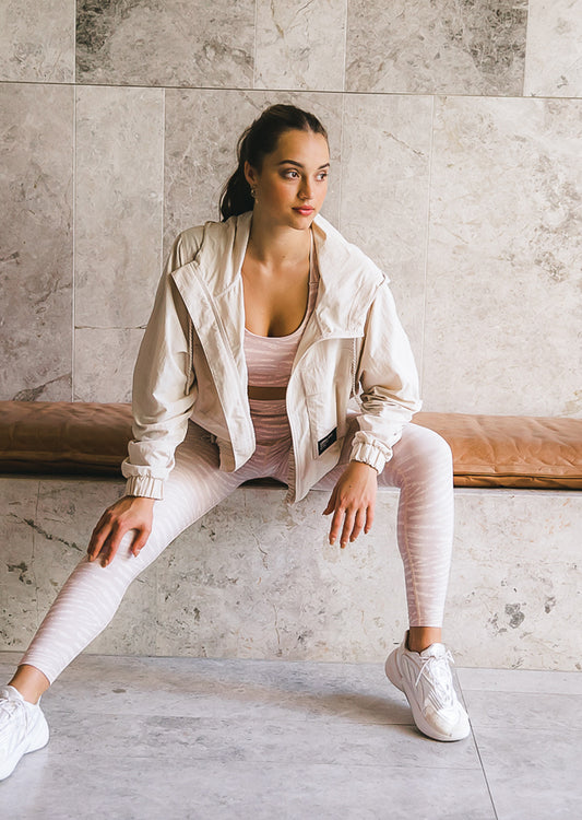 Lorna Jane Utility Shirred Jacket - White Sand