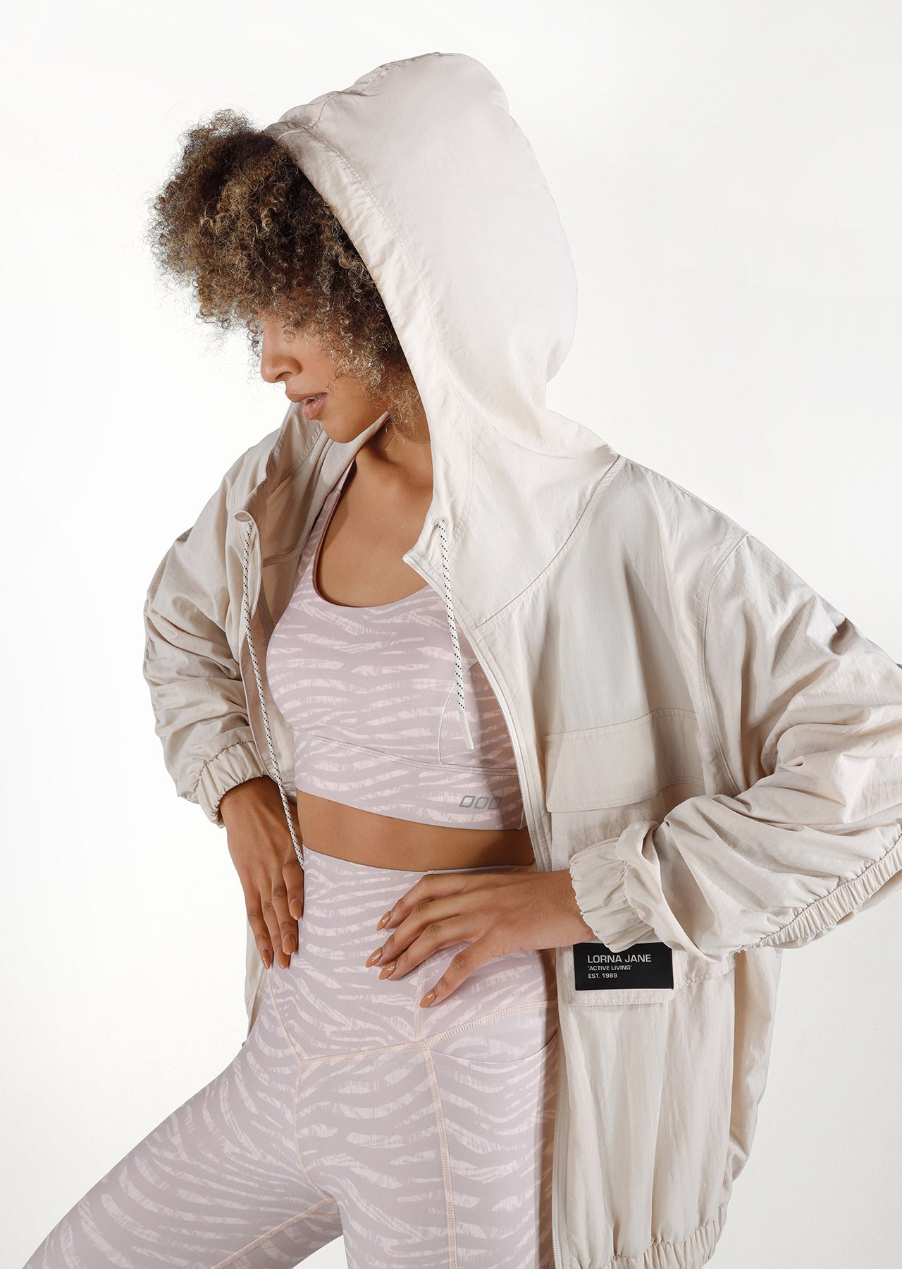 Lorna Jane Utility Shirred Jacket - White Sand