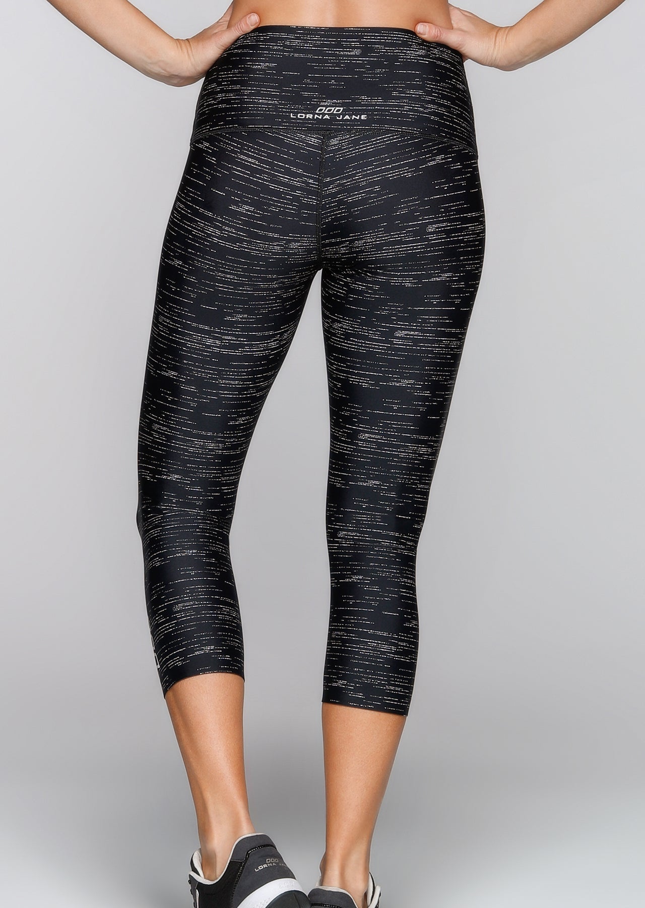 Lorna Jane Virtually Invisible 7/8 Tight - Black Marl