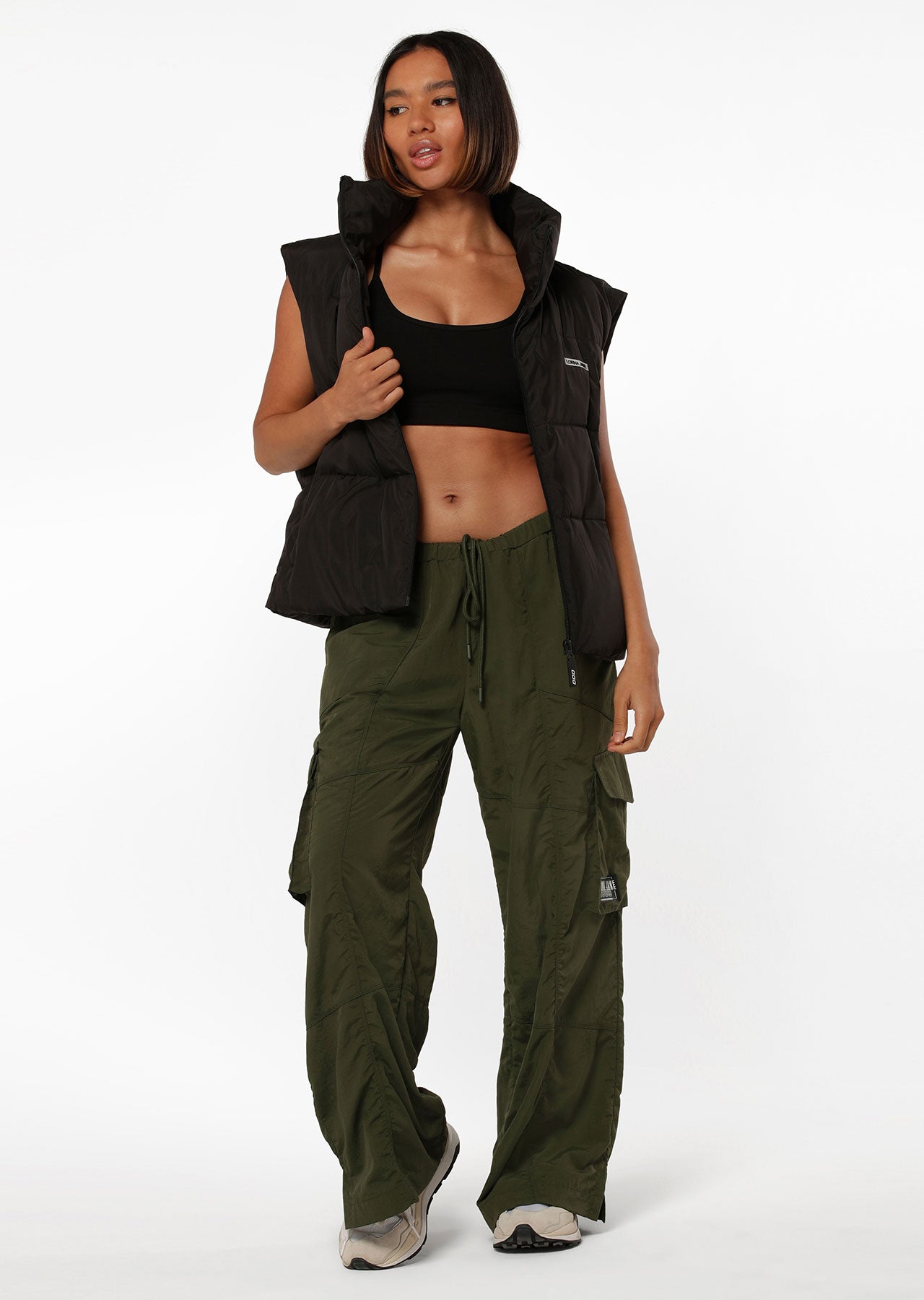 Lorna Jane Y2K Low Rise Oversized Cargo Pants - Luxury Green
