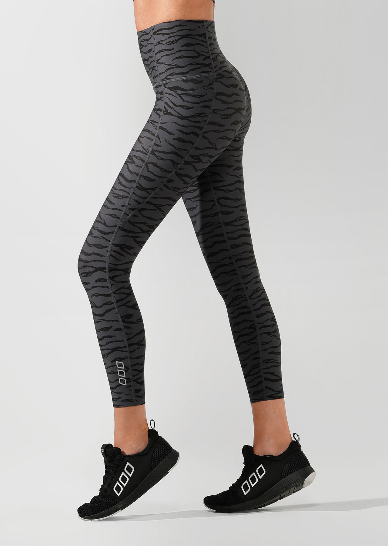 Lorna Jane Zebra Ankle Biter Tight - Titanium/Zebra Print